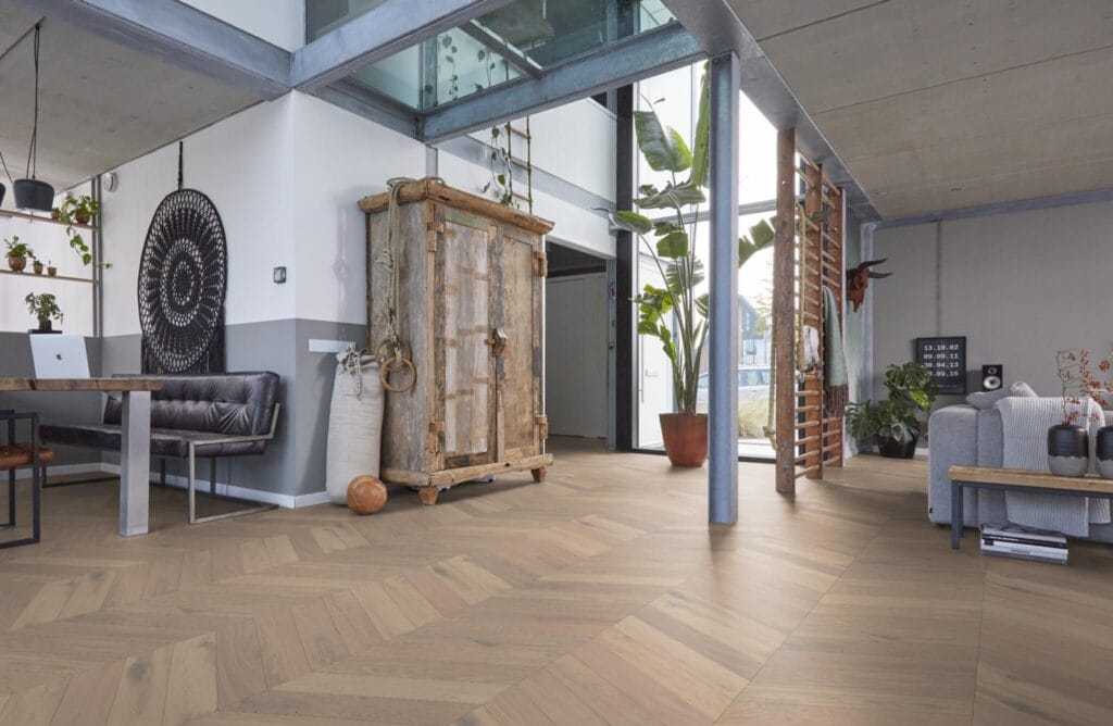 Floorlife Silver Lake hongaarse punt rustiek wit 7501