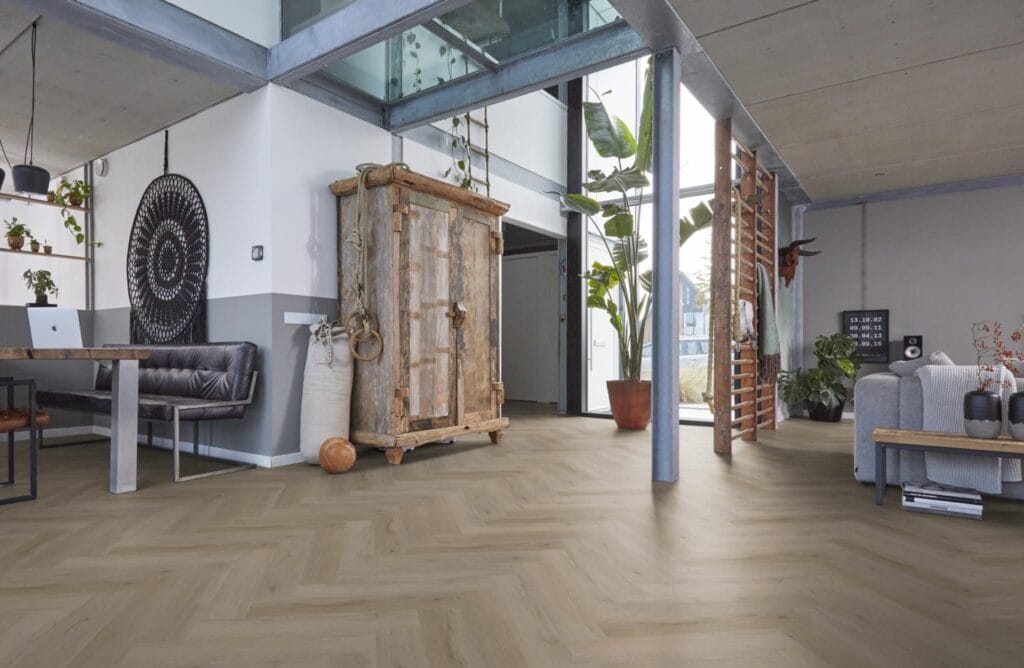 Floorlife YUP Leyton visgraat dryback light oak