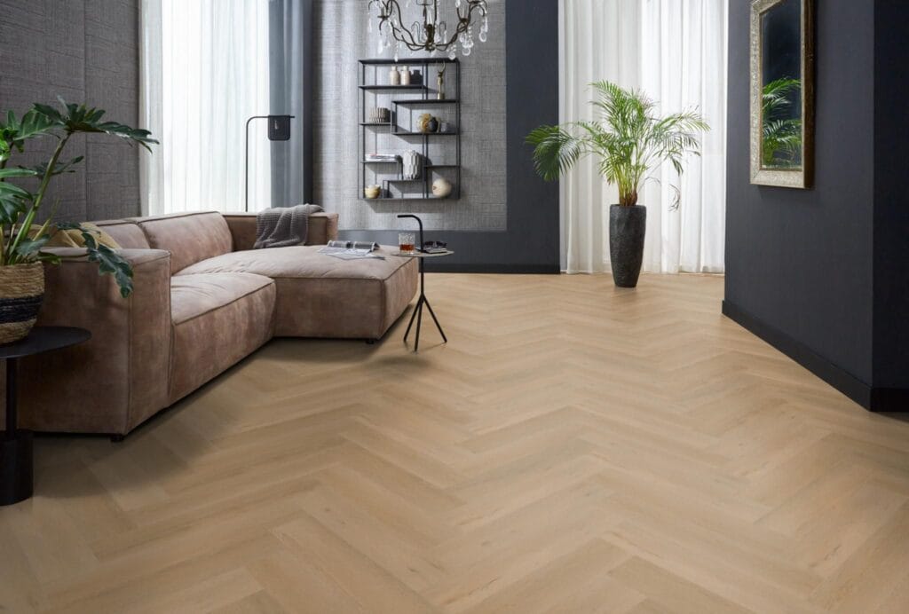 Floorlife YUP Leyton visgraat dryback warm oak