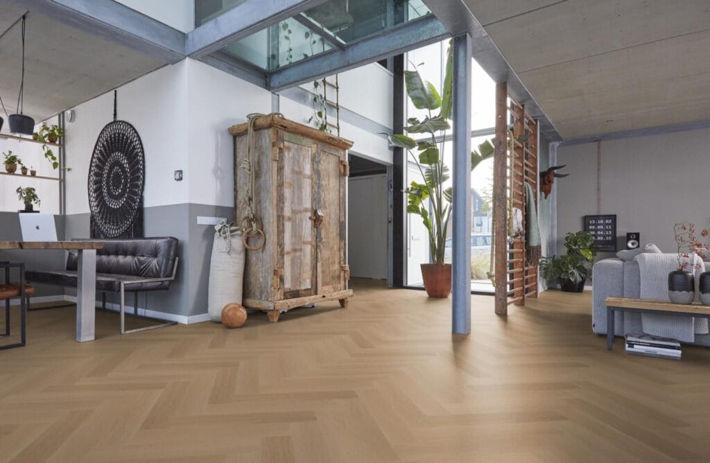 Floorlife YUP Fulham visgraat dryback dark oak