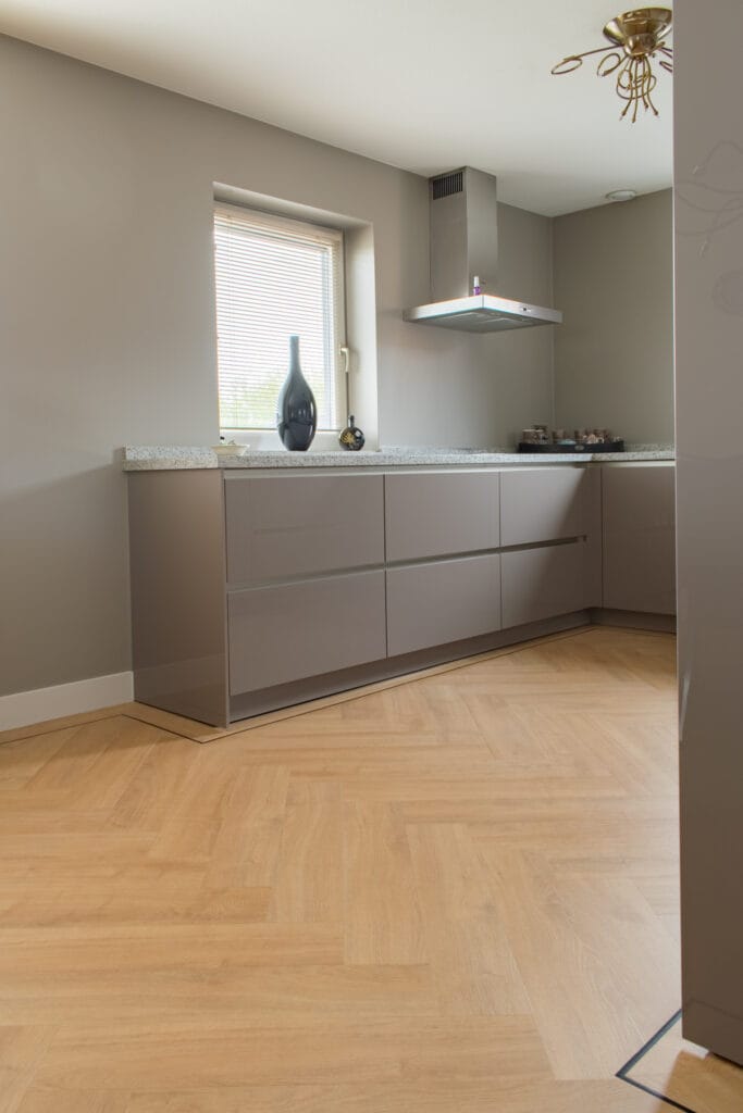 Gelasta Oakland Visgraat 6201 (dryback) Naturel